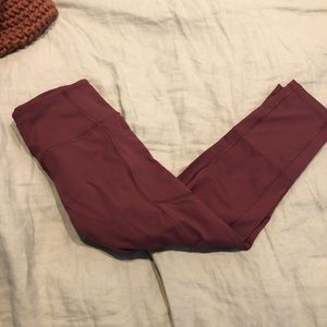 Victoria Secret Sport Capri leggings!!!